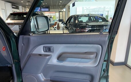 Toyota Land Cruiser Prado 90 рестайлинг, 1999 год, 900 000 рублей, 18 фотография