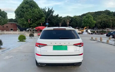 Skoda Kodiaq I, 2022 год, 2 315 000 рублей, 4 фотография