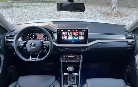 Skoda Kodiaq I, 2022 год, 2 315 000 рублей, 12 фотография