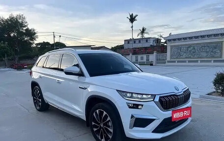 Skoda Kodiaq I, 2022 год, 2 315 000 рублей, 10 фотография