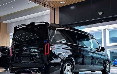 Mercedes-Benz Vito, 2022 год, 5 300 000 рублей, 6 фотография