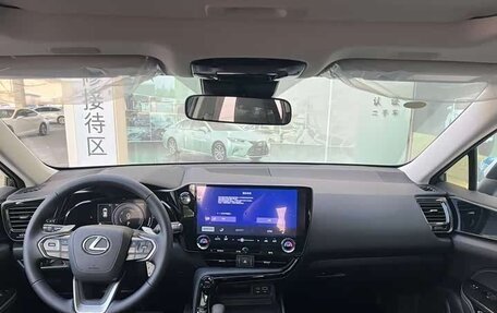 Lexus NX, 2025 год, 5 396 000 рублей, 6 фотография