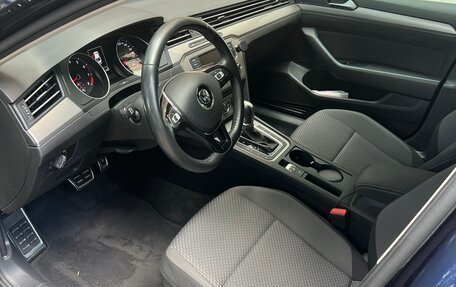 Volkswagen Passat B8 рестайлинг, 2016 год, 2 080 000 рублей, 9 фотография