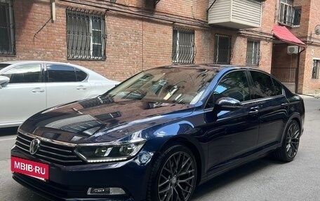 Volkswagen Passat B8 рестайлинг, 2016 год, 2 080 000 рублей, 2 фотография