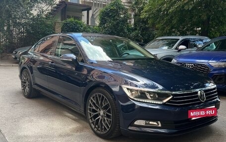 Volkswagen Passat B8 рестайлинг, 2016 год, 2 080 000 рублей, 3 фотография