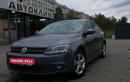 Volkswagen Jetta VI, 2014 год, 1 080 000 рублей, 2 фотография
