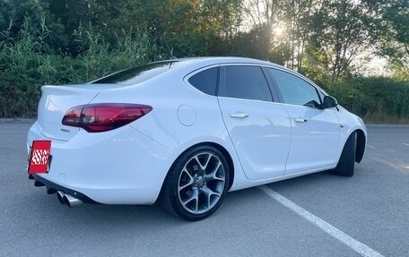 Opel Astra J, 2014 год, 1 120 000 рублей, 6 фотография
