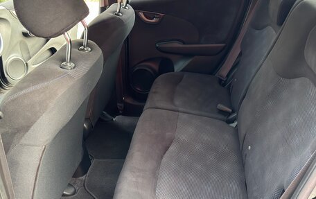 Honda Fit III, 2012 год, 950 000 рублей, 16 фотография