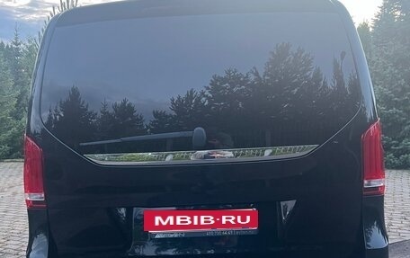 Mercedes-Benz V-Класс, 2018 год, 4 300 000 рублей, 4 фотография