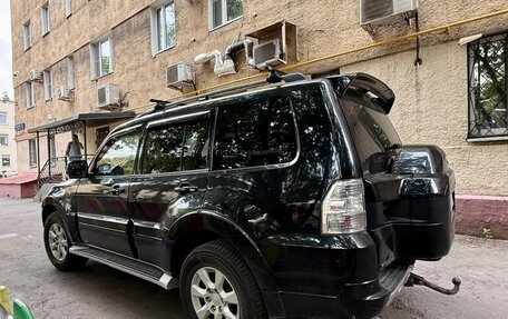 Mitsubishi Pajero IV, 2014 год, 2 490 000 рублей, 6 фотография