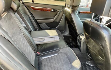 Volkswagen Passat B7, 2011 год, 1 050 000 рублей, 7 фотография