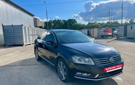 Volkswagen Passat B7, 2011 год, 1 050 000 рублей, 2 фотография