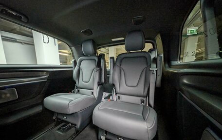 Mercedes-Benz V-Класс, 2025 год, 15 300 000 рублей, 8 фотография