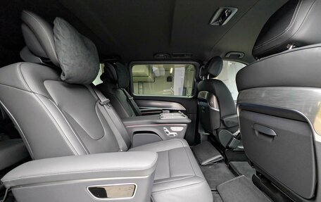 Mercedes-Benz V-Класс, 2025 год, 15 300 000 рублей, 15 фотография