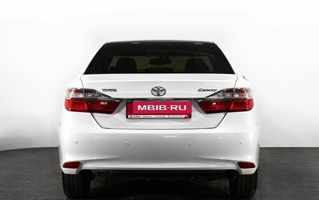 Toyota Camry, 2015 год, 1 599 000 рублей, 4 фотография
