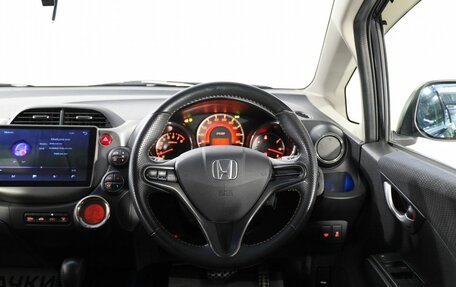 Honda Fit III, 2013 год, 889 000 рублей, 10 фотография