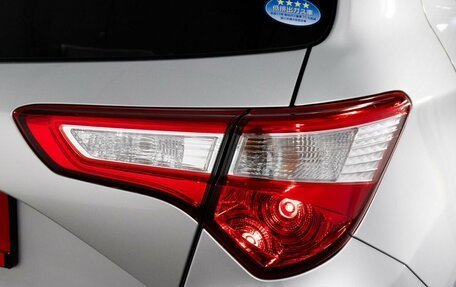 Toyota Vitz, 2017 год, 849 000 рублей, 19 фотография