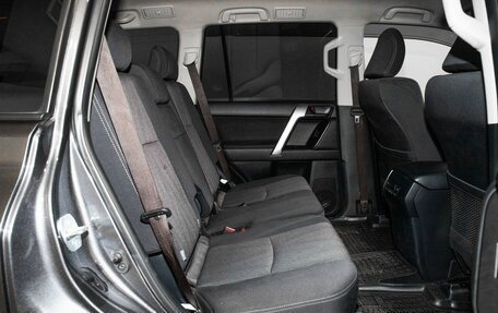 Toyota Land Cruiser Prado 150 рестайлинг 2, 2021 год, 4 900 000 рублей, 7 фотография