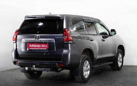 Toyota Land Cruiser Prado 150 рестайлинг 2, 2021 год, 4 900 000 рублей, 3 фотография
