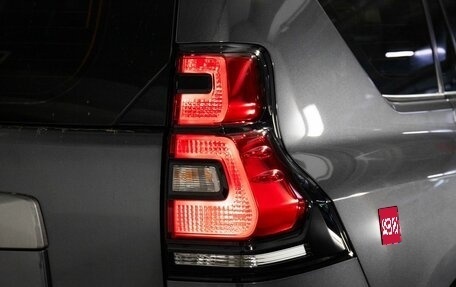Toyota Land Cruiser Prado 150 рестайлинг 2, 2021 год, 4 900 000 рублей, 21 фотография