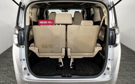 Toyota Vellfire II, 2017 год, 3 680 000 рублей, 17 фотография