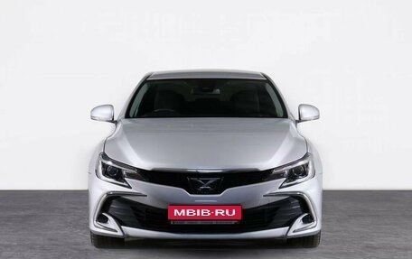 Toyota Mark X II, 2017 год, 1 990 000 рублей, 2 фотография