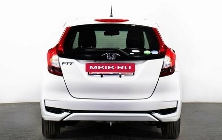 Honda Fit III, 2018 год, 1 175 000 рублей, 4 фотография