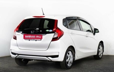 Honda Fit III, 2018 год, 1 175 000 рублей, 3 фотография