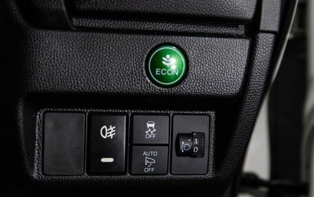 Honda Fit III, 2018 год, 1 175 000 рублей, 16 фотография