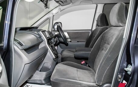 Toyota Voxy II, 2008 год, 1 435 000 рублей, 6 фотография