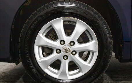 Toyota Voxy II, 2008 год, 1 435 000 рублей, 17 фотография