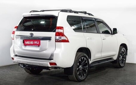 Toyota Land Cruiser Prado 150 рестайлинг 2, 2014 год, 3 200 000 рублей, 3 фотография