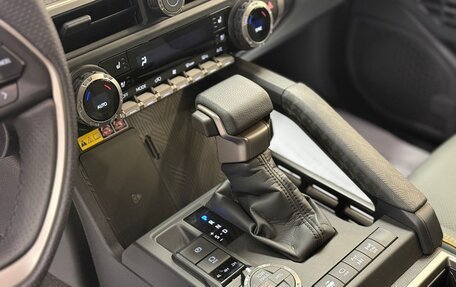 Toyota 4Runner, 2025 год, 12 300 000 рублей, 8 фотография