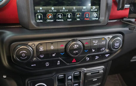 Jeep Wrangler, 2020 год, 3 855 000 рублей, 11 фотография