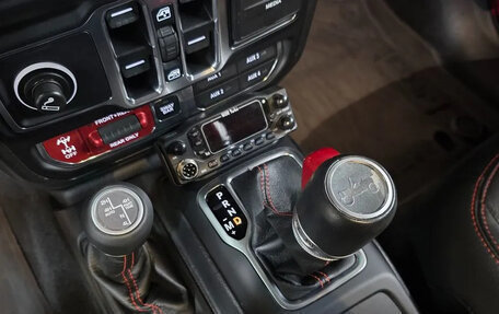 Jeep Wrangler, 2020 год, 3 855 000 рублей, 13 фотография
