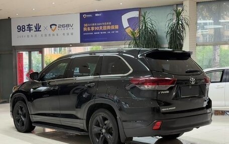 Toyota Highlander III, 2021 год, 2 845 000 рублей, 5 фотография