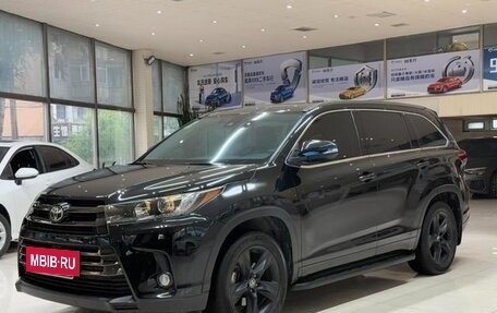 Toyota Highlander III, 2021 год, 2 845 000 рублей, 3 фотография