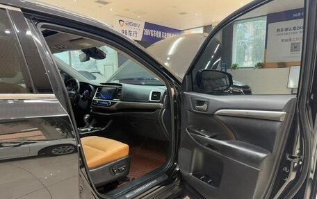 Toyota Highlander III, 2021 год, 2 845 000 рублей, 16 фотография