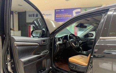 Toyota Highlander III, 2021 год, 2 845 000 рублей, 12 фотография