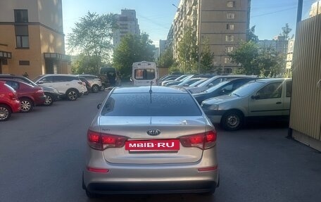 KIA Rio III рестайлинг, 2015 год, 820 000 рублей, 4 фотография