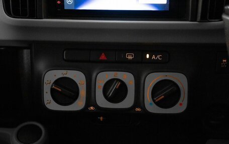 Toyota Passo III, 2014 год, 725 000 рублей, 12 фотография