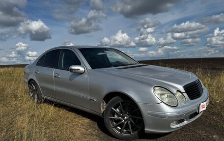 Mercedes-Benz E-Класс, 2002 год, 650 000 рублей, 4 фотография