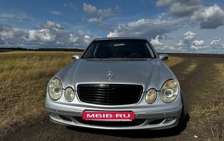 Mercedes-Benz E-Класс, 2002 год, 650 000 рублей, 6 фотография