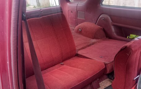 Toyota Hilux Surf III рестайлинг, 1989 год, 370 000 рублей, 6 фотография