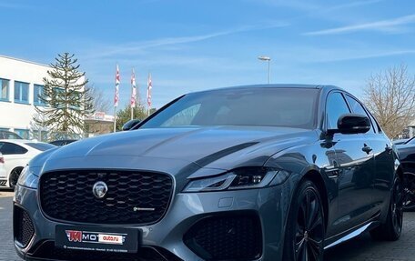 Jaguar XF II, 2022 год, 2 700 000 рублей, 3 фотография