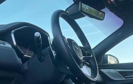 Jaguar XF II, 2022 год, 2 700 000 рублей, 10 фотография