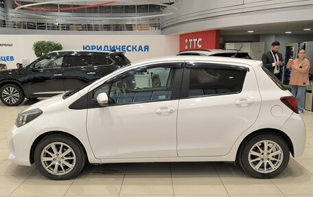 Toyota Yaris III рестайлинг, 2015 год, 999 000 рублей, 12 фотография