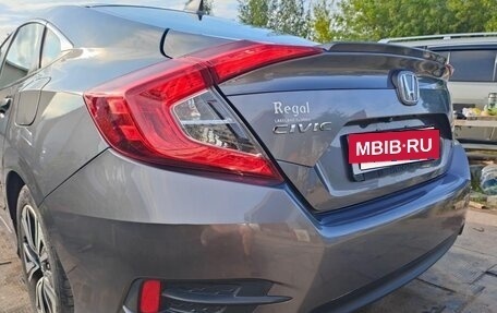 Honda Civic IX, 2016 год, 1 670 000 рублей, 2 фотография