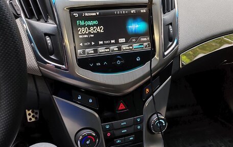 Chevrolet Cruze II, 2013 год, 870 000 рублей, 13 фотография