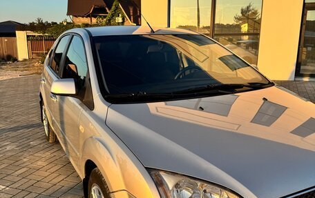 Ford Focus II рестайлинг, 2007 год, 600 000 рублей, 23 фотография